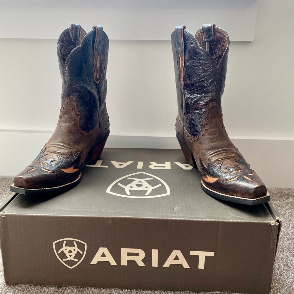 Ariat Western Boots - Womens Size 8.5